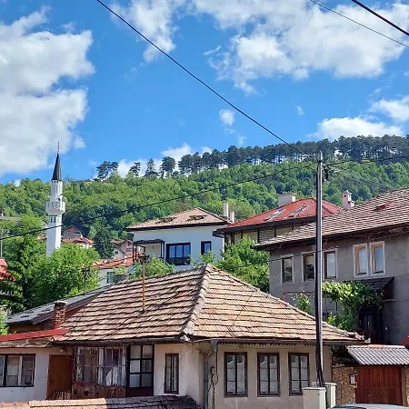 ريزيدنس لوبينا شقة