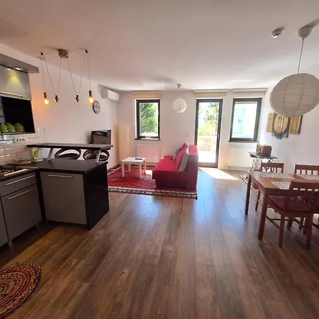 شقة ريزيدنس لوبينا *