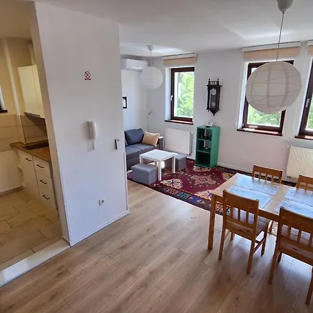 ريزيدنس لوبينا *