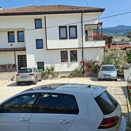 ريزيدنس لوبينا *